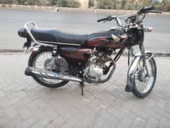 Honda 125 2022 model for sale in good condotion pin pack engine.