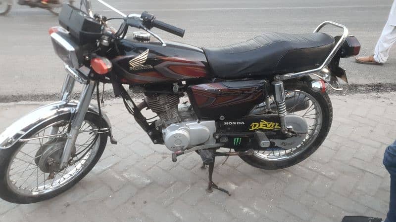 Honda 125 2022 model for sale in good condotion pin pack engine. 2