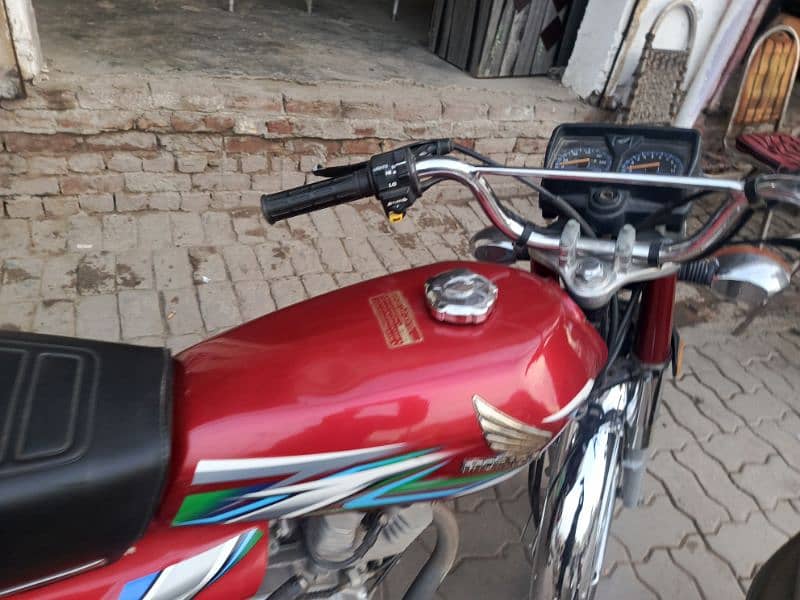 Honda 2022-23 model CG125+03057773958 2