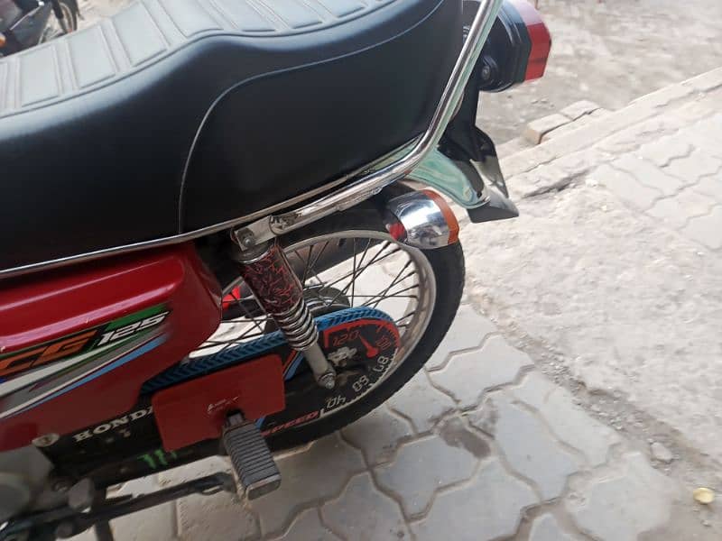 Honda 2022-23 model CG125+03057773958 14