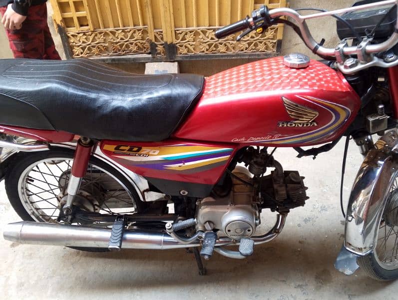 CD 70cc bike 03288104963 1