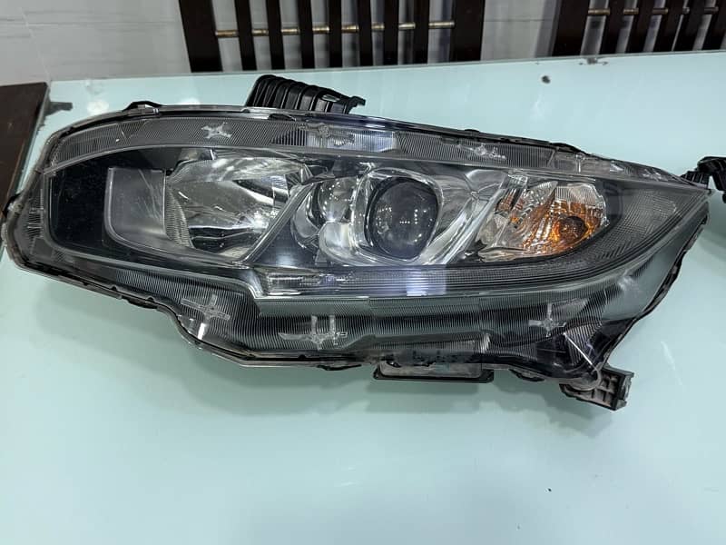 civic 2018 head light 3