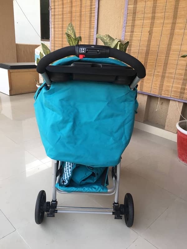 Zubaidas Graco Pram 1