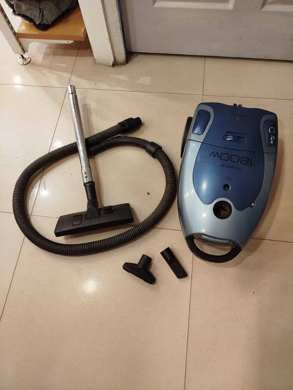 Kenwood Vacuum cleaner 1800W 0