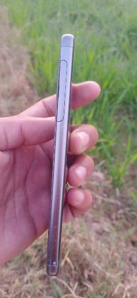 SONY XPERIA XA MOBILE PHONE 2