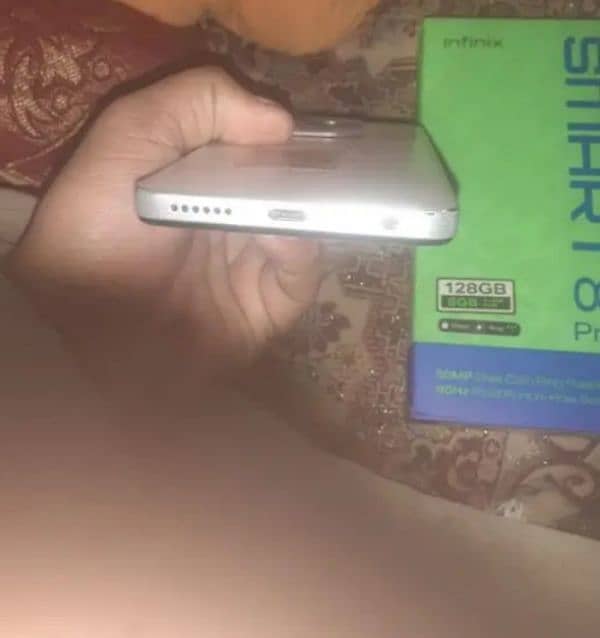 Infinix smart 8 pro. 8 128 exchange possible 1