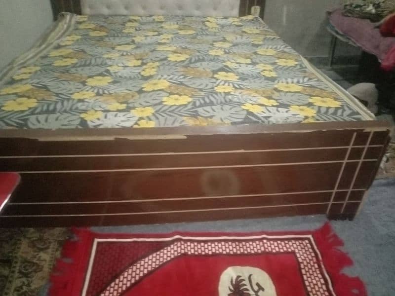 cheap price bed in good condition for sale 4