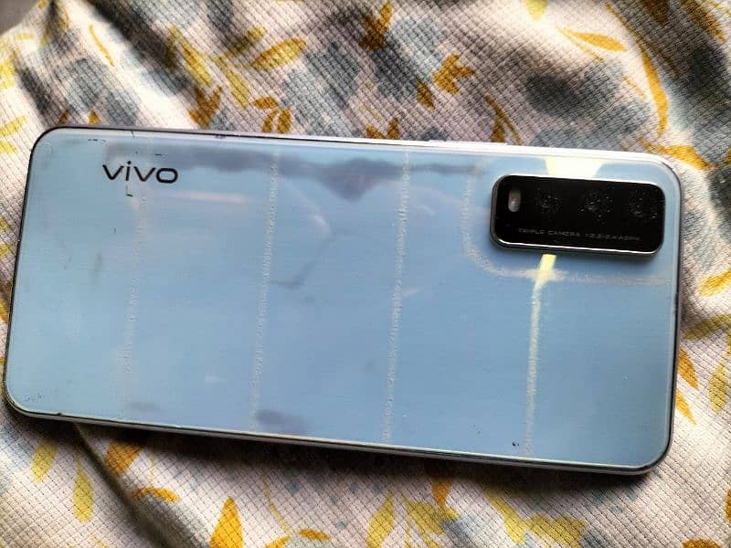 vivo v20 4gb ram 64gb room 3