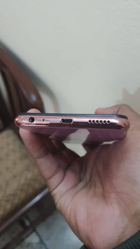 vivo y17 fingerprint (8/256) gb lush condition 4