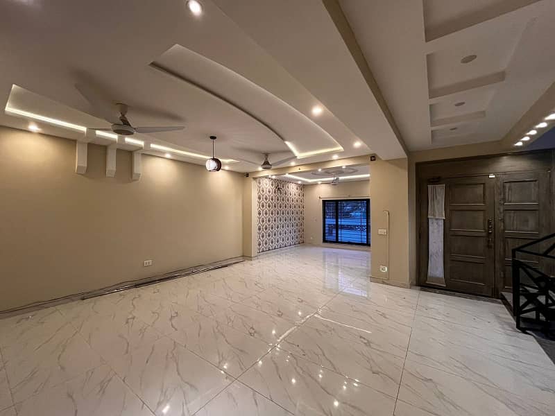 The Spacious House Triple Story Basement Luxury Interior House 6 Bedroom Available For Sale At Investor Rate In Sector F8-1 Bahria Town Phase 8 Rawalpindi Islamabad 16