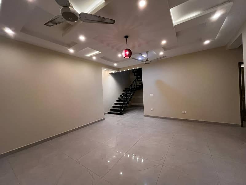 The Spacious House Triple Story Basement Luxury Interior House 6 Bedroom Available For Sale At Investor Rate In Sector F8-1 Bahria Town Phase 8 Rawalpindi Islamabad 31