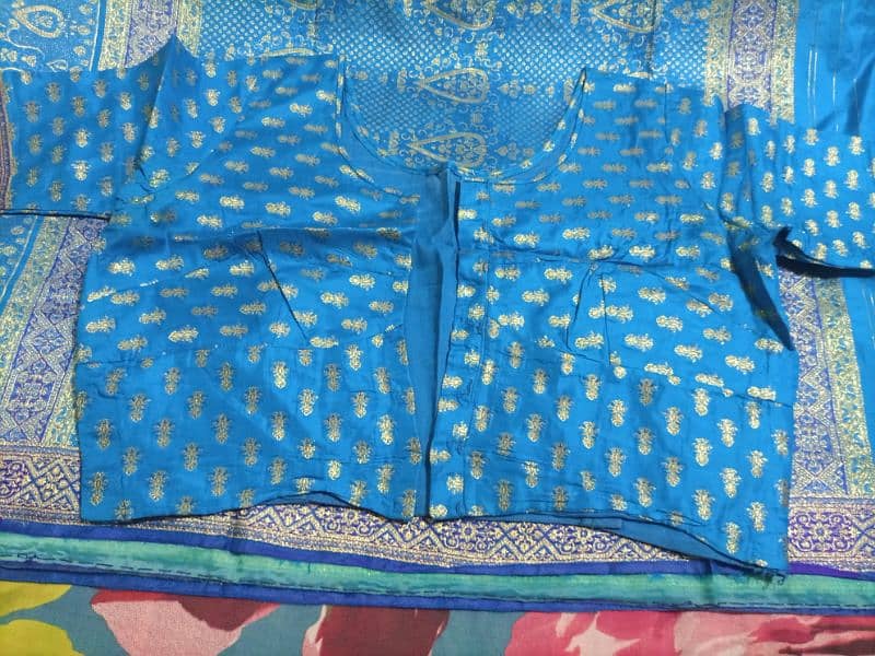 used saree. 10/10 condition 1