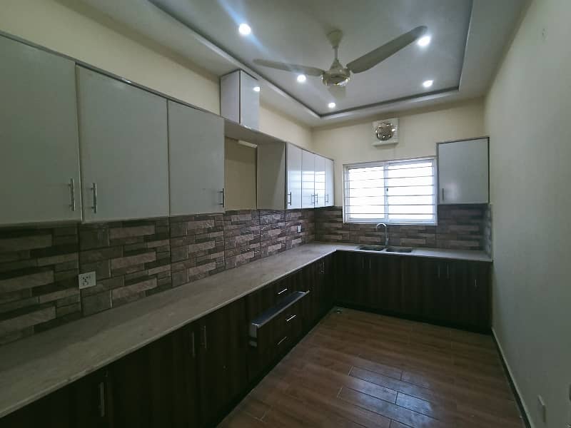 Sector J 8 Marla Double Unit House Just Like A Brand Slightly Used Available For Rent In Bahria Town Phase 8 Rawalpindi 4