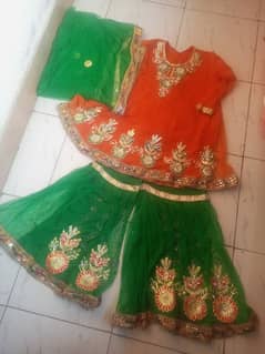 mehendi mayiyon suit