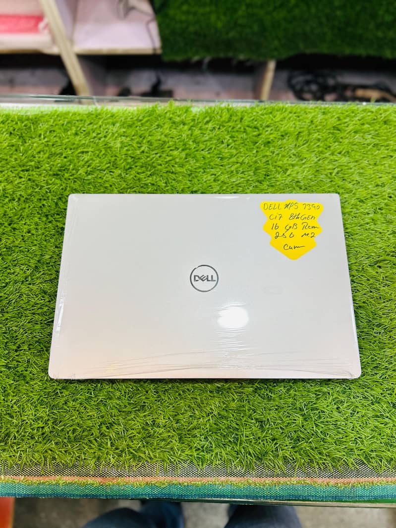 Dell XPS 7390 Laptop | Core i7 8th Gen | 16GB RAM | 256GB NVMe SSD | 5