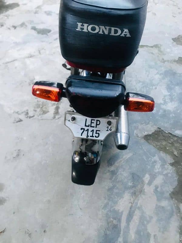 Honda cd 70 2014 model lush condition. . Engine pack 100%. . 4