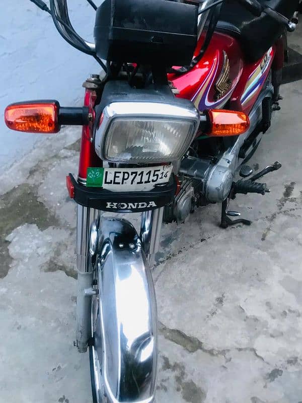 Honda cd 70 2014 model lush condition. . Engine pack 100%. . 5