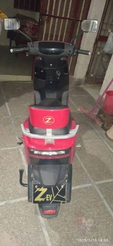 Z scooty 4 pro. .  Electric 2