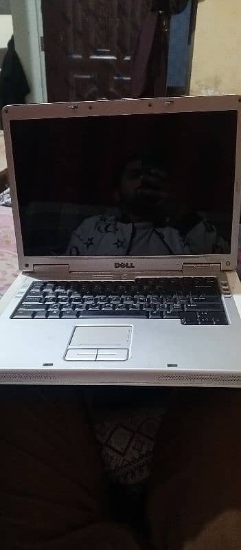 Dell laptop 0