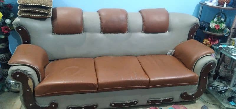 sofa for sell 1