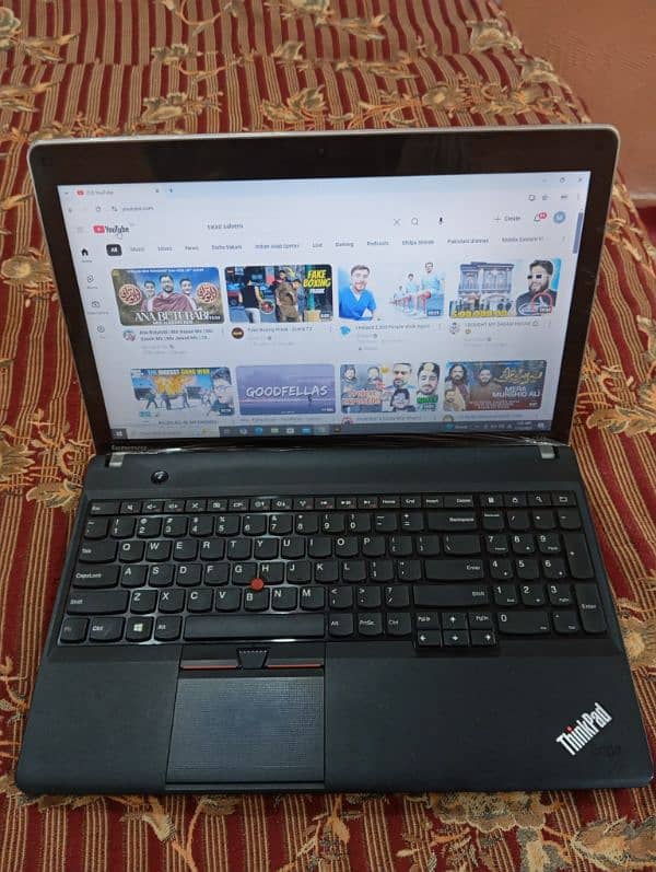 LENOVO E545 EDGE THINKPAD FOR SALE 10/10 CONDITION JUST LIKE NEW LAP 4