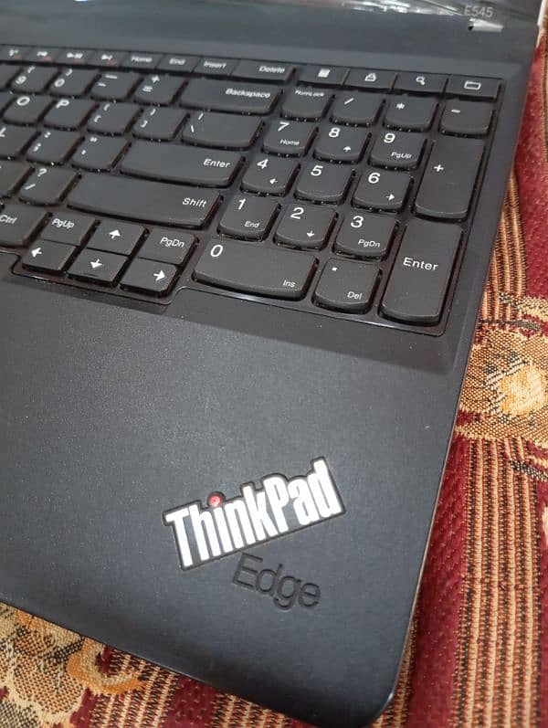 LENOVO E545 EDGE THINKPAD FOR SALE 10/10 CONDITION JUST LIKE NEW LAP 7