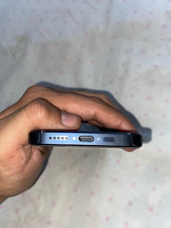 IPHONE 15 PRO JV 128gb 3