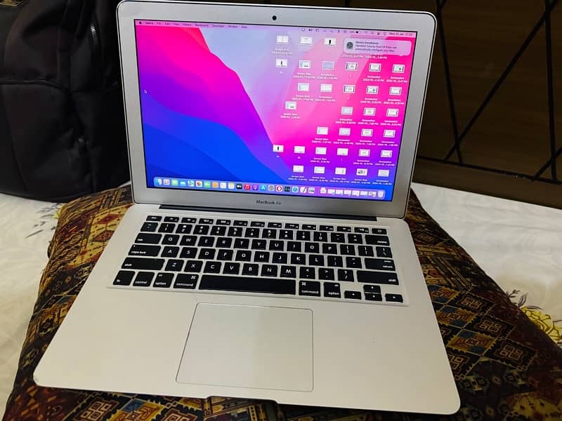 selling macbook air 2017 2