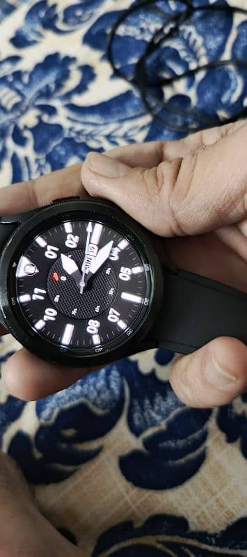 Samsung Galaxy watch 4 classic 46mm 1