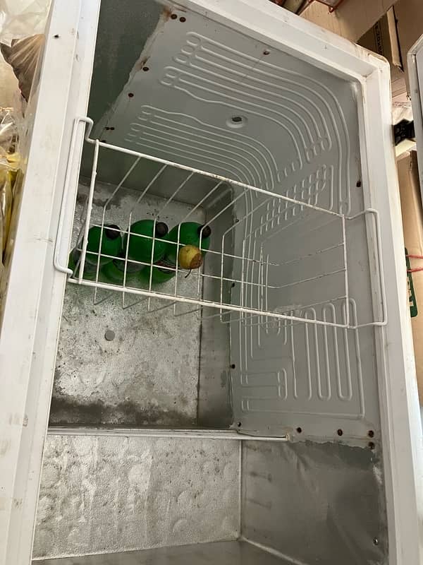 Deep freezer 4sale 2