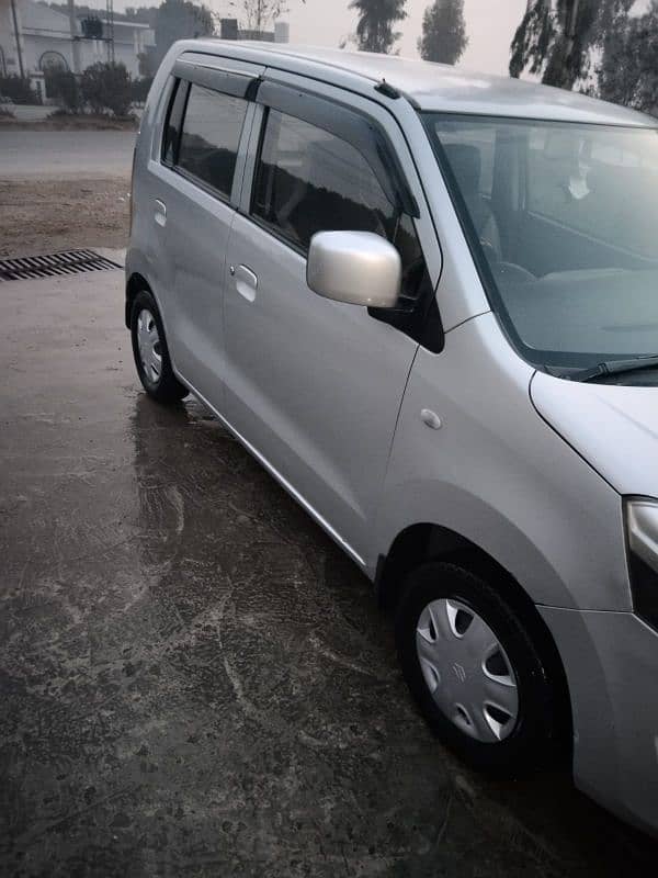 Suzuki Wagon R 2018 VXL 95% genuine 2195000 FNF 4