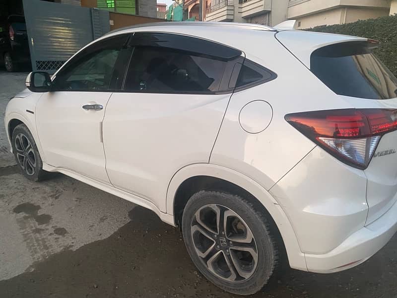 Honda Vezel 2015 3