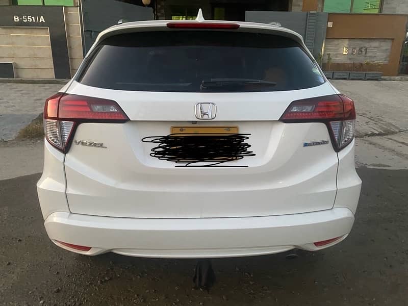 Honda Vezel 2015 4