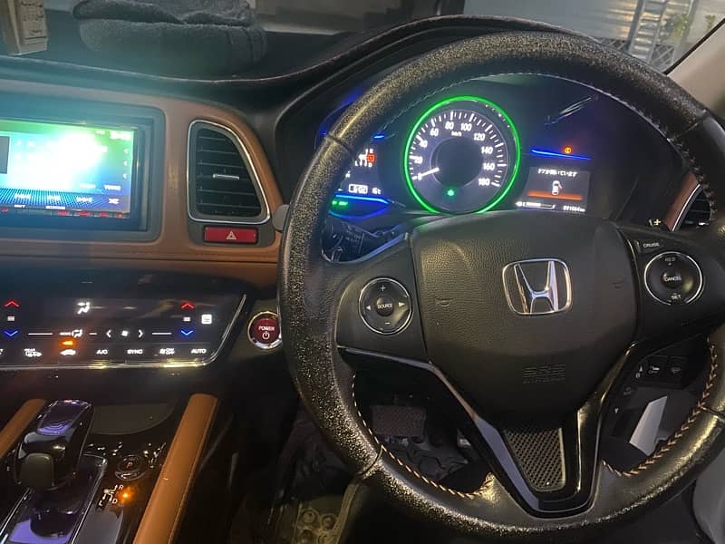 Honda Vezel 2015 10