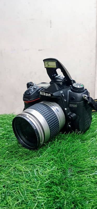 Nikon D7000 28.80 lans batry chargr 0