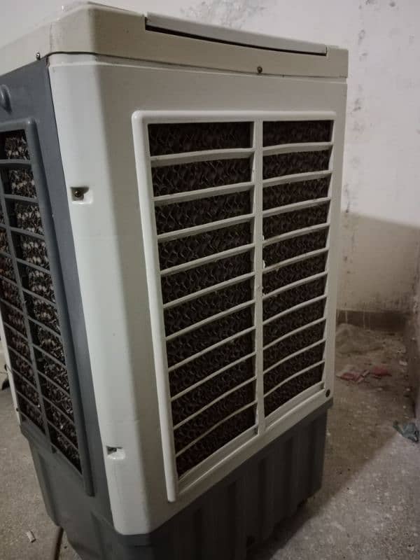 Room Air cooler for sale 10/10 condition 4