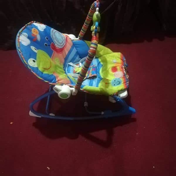 Baby Rocker with Vibration function 2