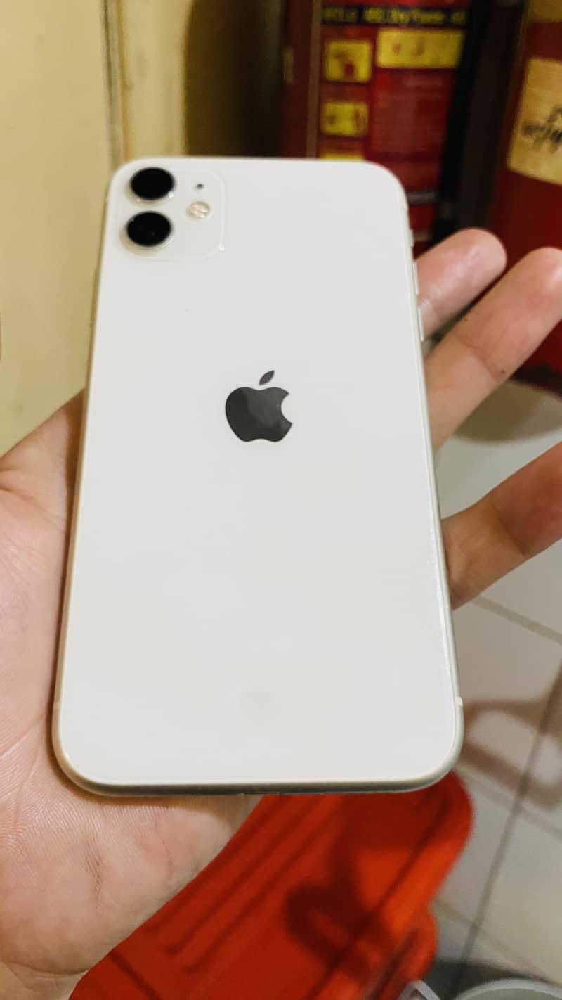 Apple iPhone 11 0