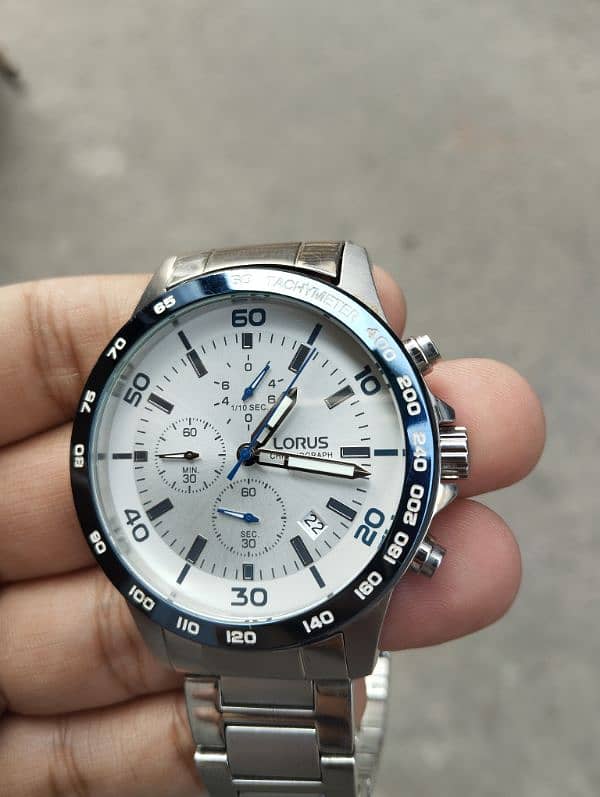 Seiko lorus Chronograph / Branded Watch / Original Watch / 1