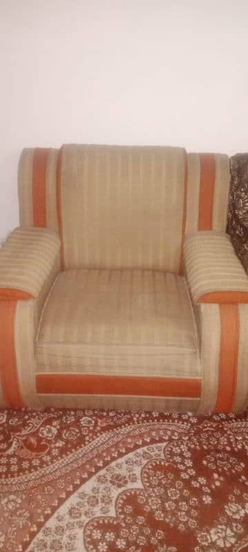 sofa urgent sale 0