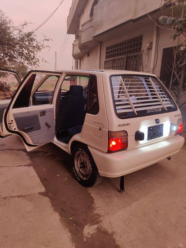 Suzuki Mehran VXR 2005 total geniune 4