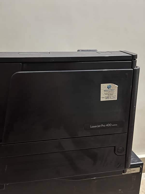 Hp Laser jet pro 400 M401dn 0