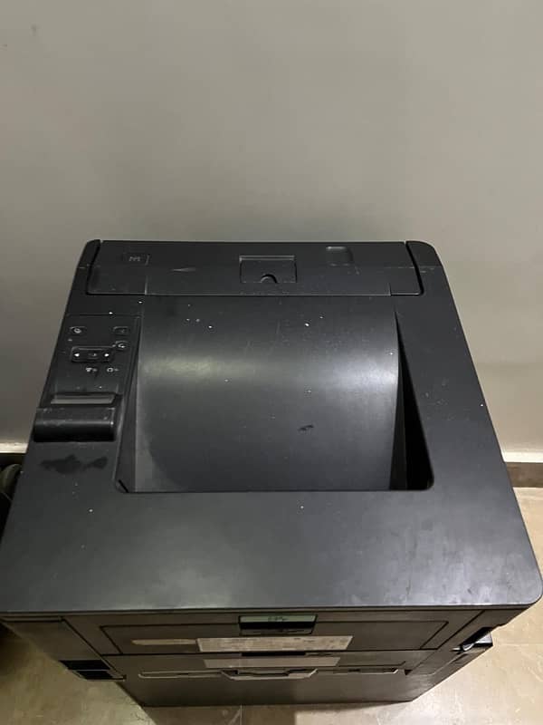 Hp Laser jet pro 400 M401dn 2