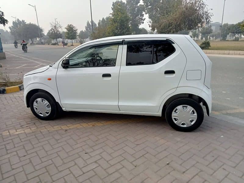 Suzuki Alto 2023 4