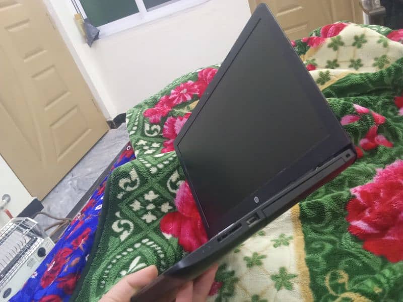 Intel(R) Core TM i5-8th gen laptop for sale 7