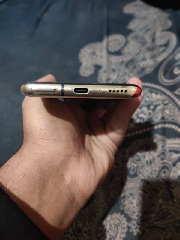 OnePlus 7Pro Golden 4