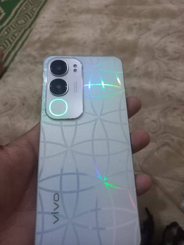 vivo y19s 1