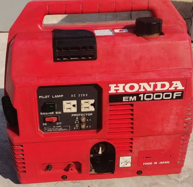 honda Generator EM 1000f  Ac 220 dc 12V 4