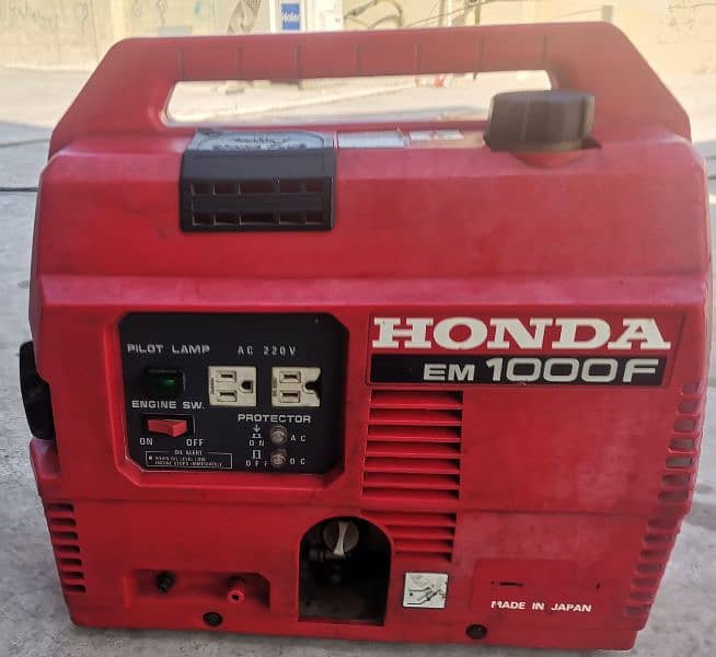 honda Generator EM 1000f  Ac 220 dc 12V 7