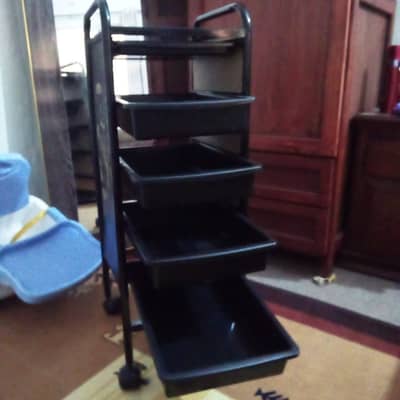 Salon trolley condition 10/10